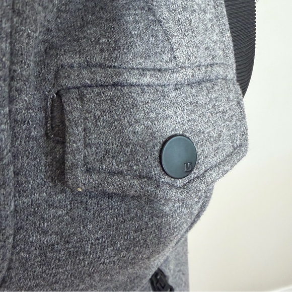 Burton Grey Sleeveless Hoodie Vest XSmall. - Picture 7 of 11
